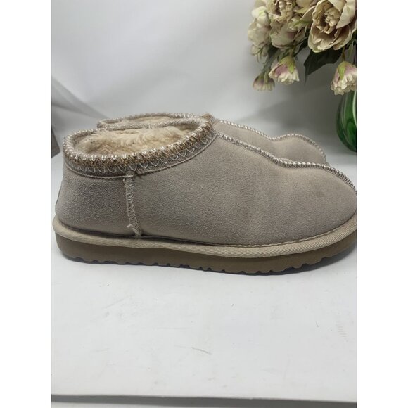 UGG Slide on Slippers Sand Suede Women's Size US8 - Picture 2 of 8